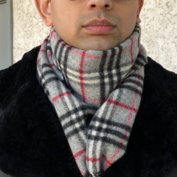BURBERRY Authentic Check Plaid Scarf Lambswool NEW - Picture 3 of 8